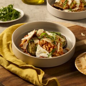 Recept Pasta pomodoro met aubergine en mozzarella Grand'Italia