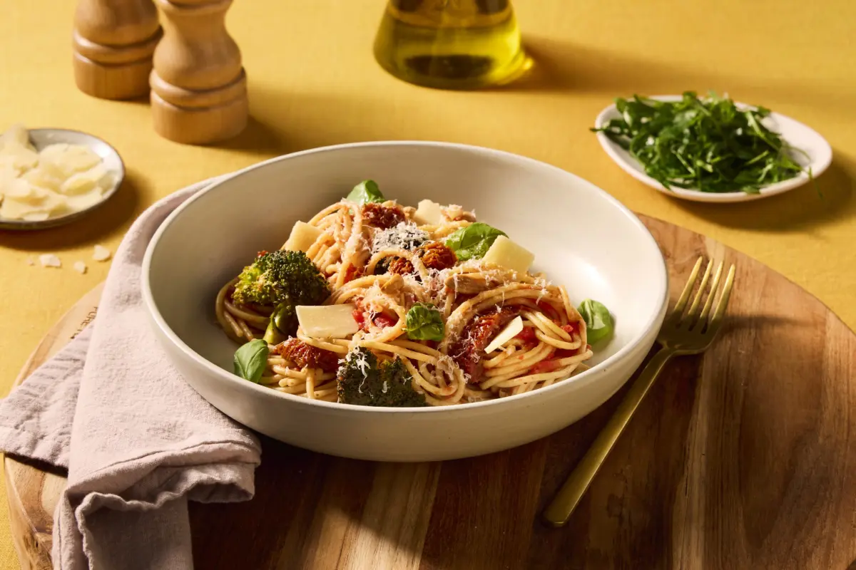 Recept Spaghetti met broccoli en zongedroogde tomaten Grand'Italia
