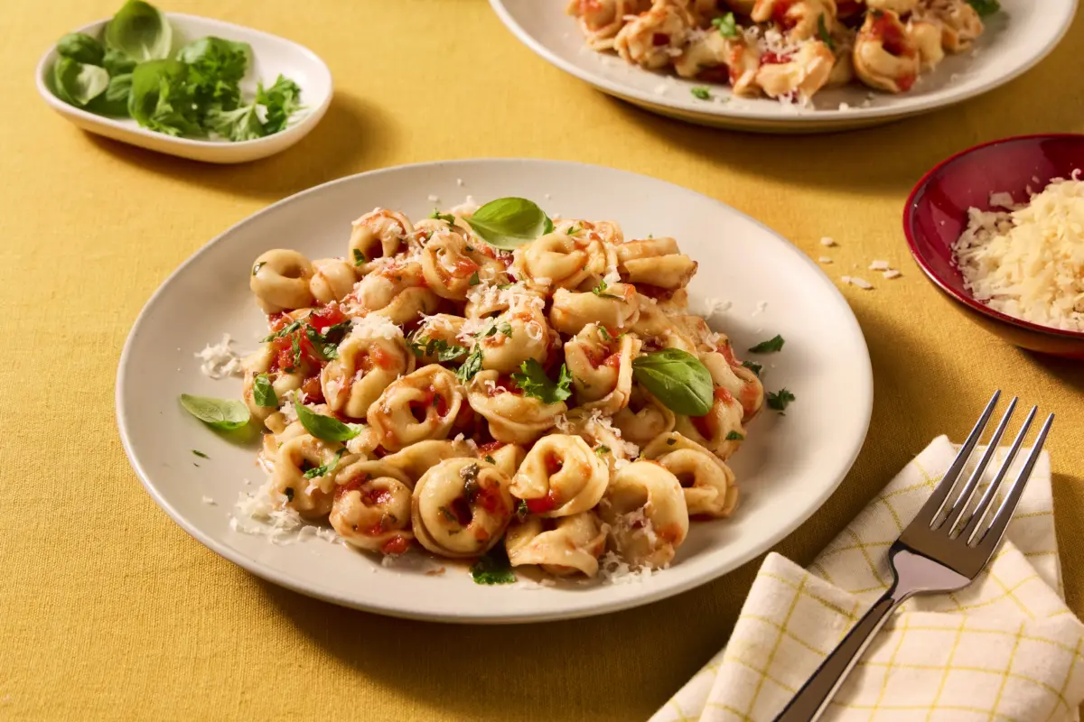 Recept Tortellini met lekker veel kaas en Sugocasa Aglio Grand'Italia