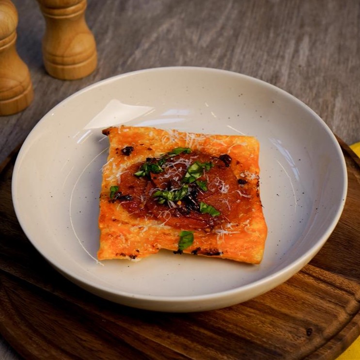 Recept bladerdeeghapje peperoni hot honey TikTok Grand'Italia