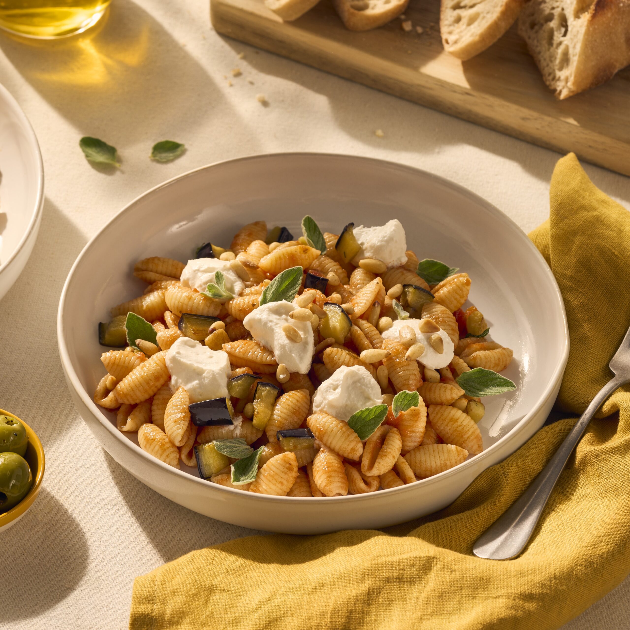 Gnocchetti sardi met aubergine en ricotta