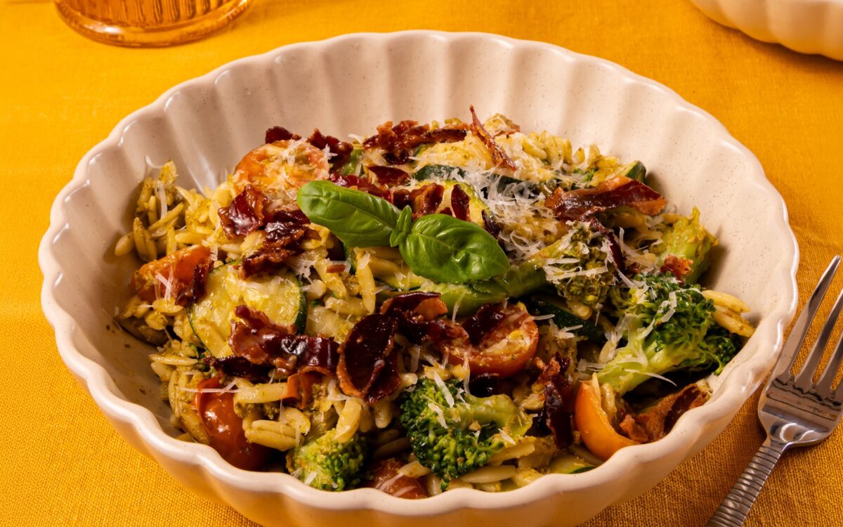 Recept orzo met pesto en crispy pancetta Grand'Italia