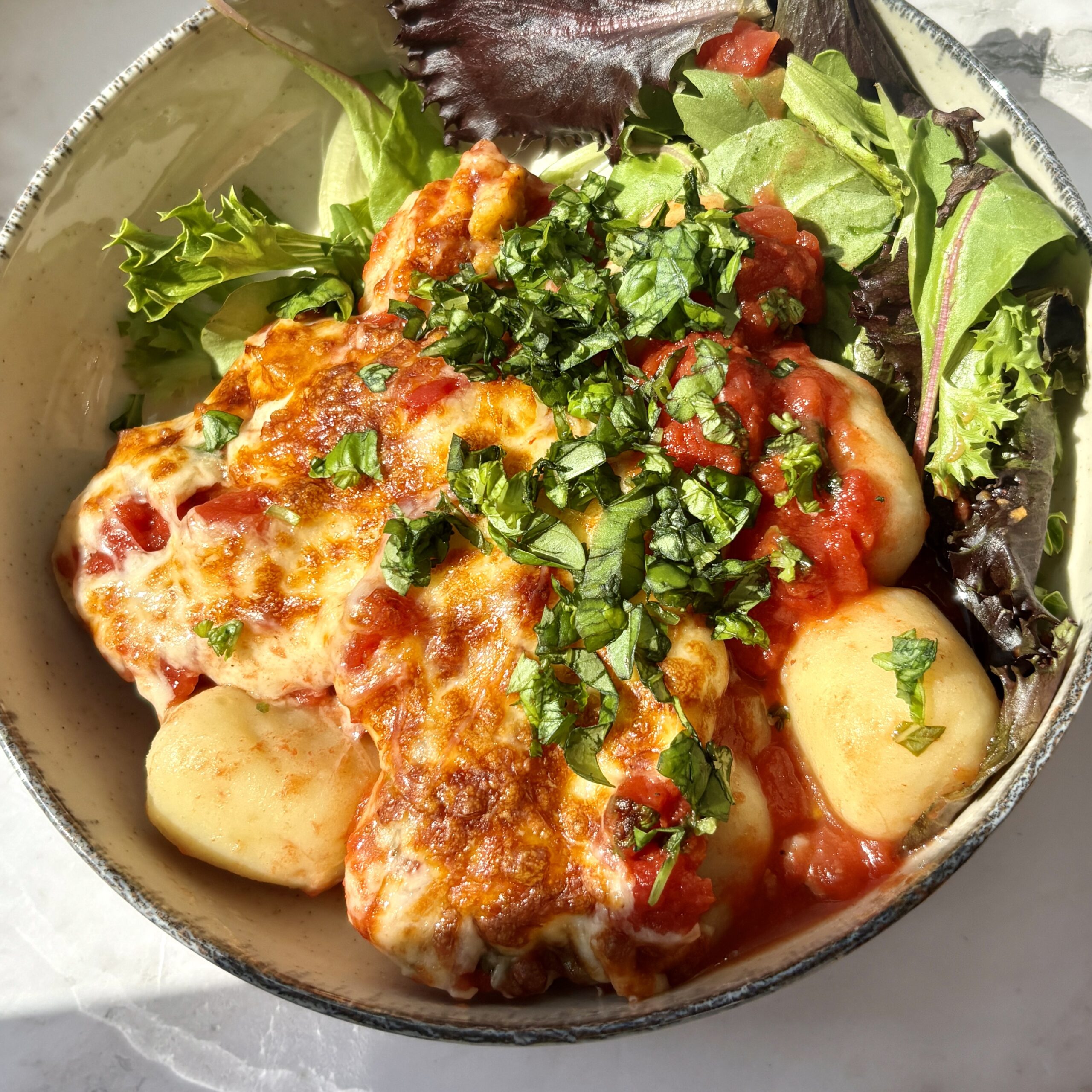 Gevulde gnocchi ovenschotel met mozzarella
